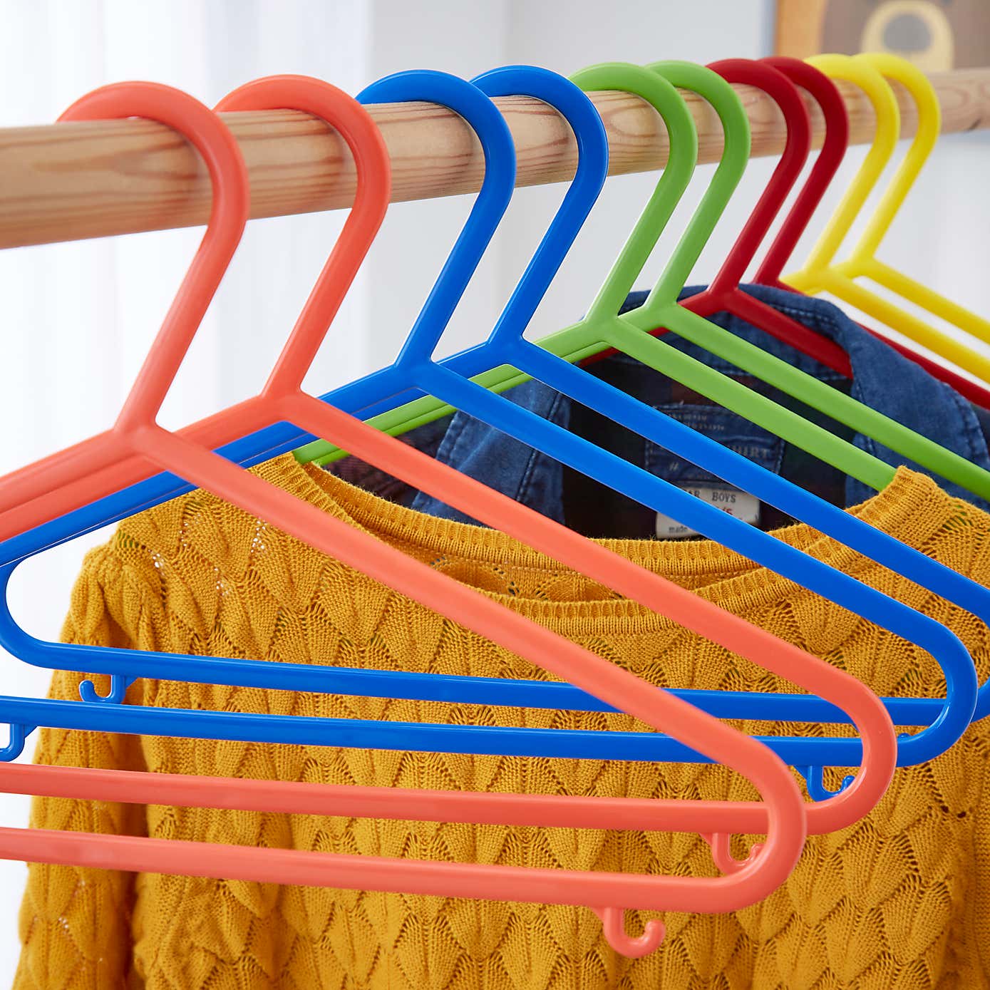 Pack of 10 Kids Plastic Hangers