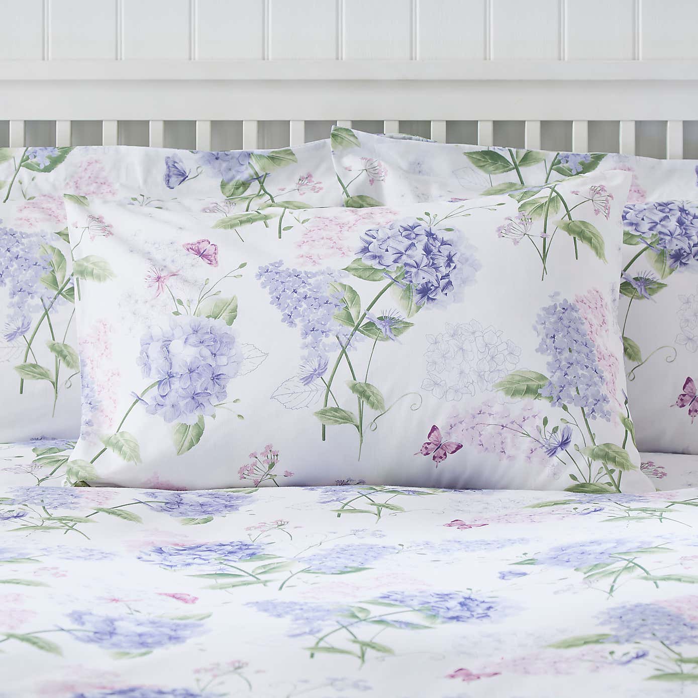 Wild Hydrangea Lilac Duvet Cover and Pillowcase Set