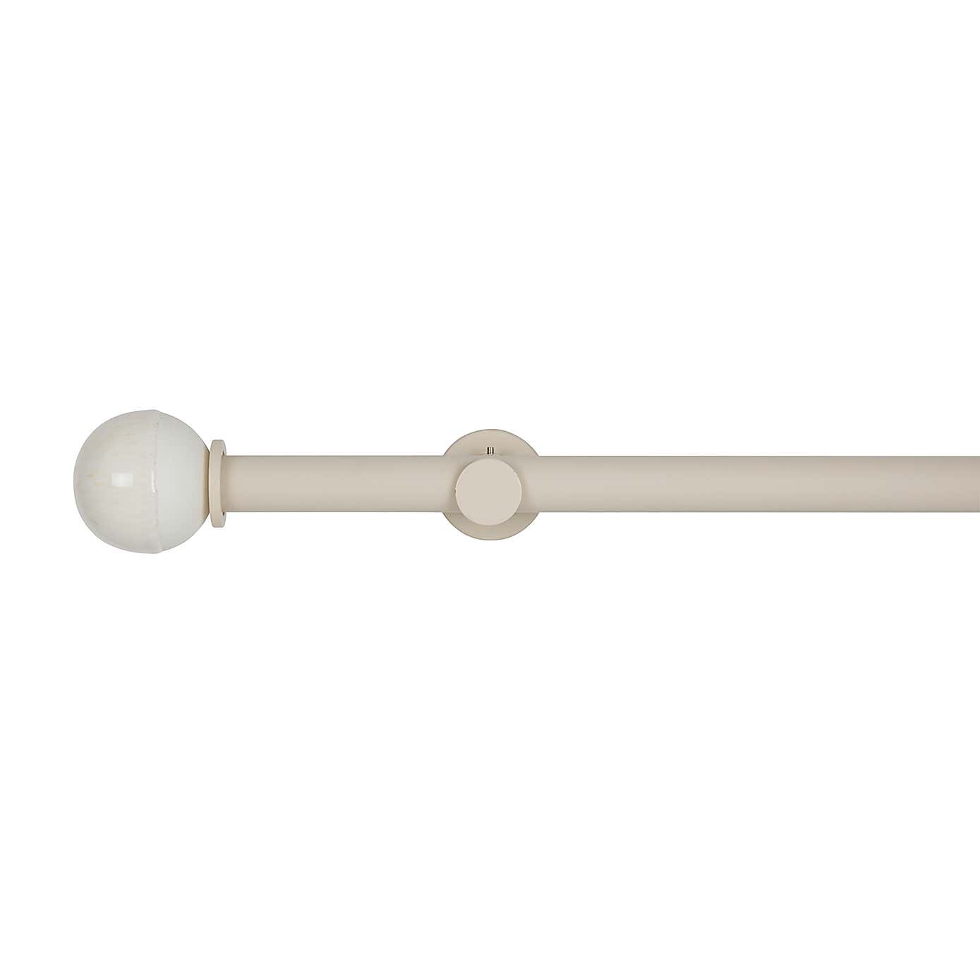 Reactive Glaze Extendable Eyelet Curtain Pole