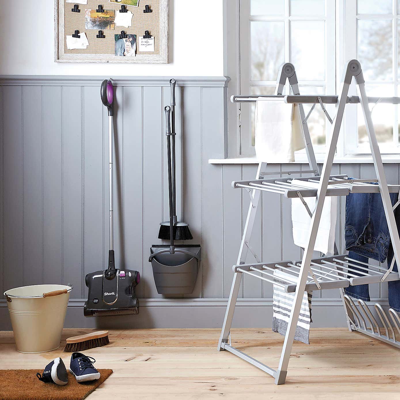 Addis Folding Long Handle Dustpan and Brush