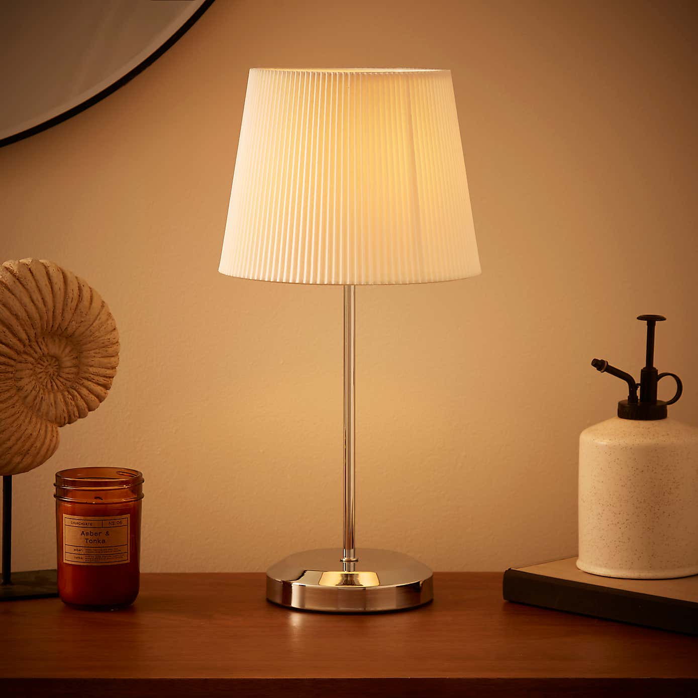 Jali Dimmable Touch Table Lamp