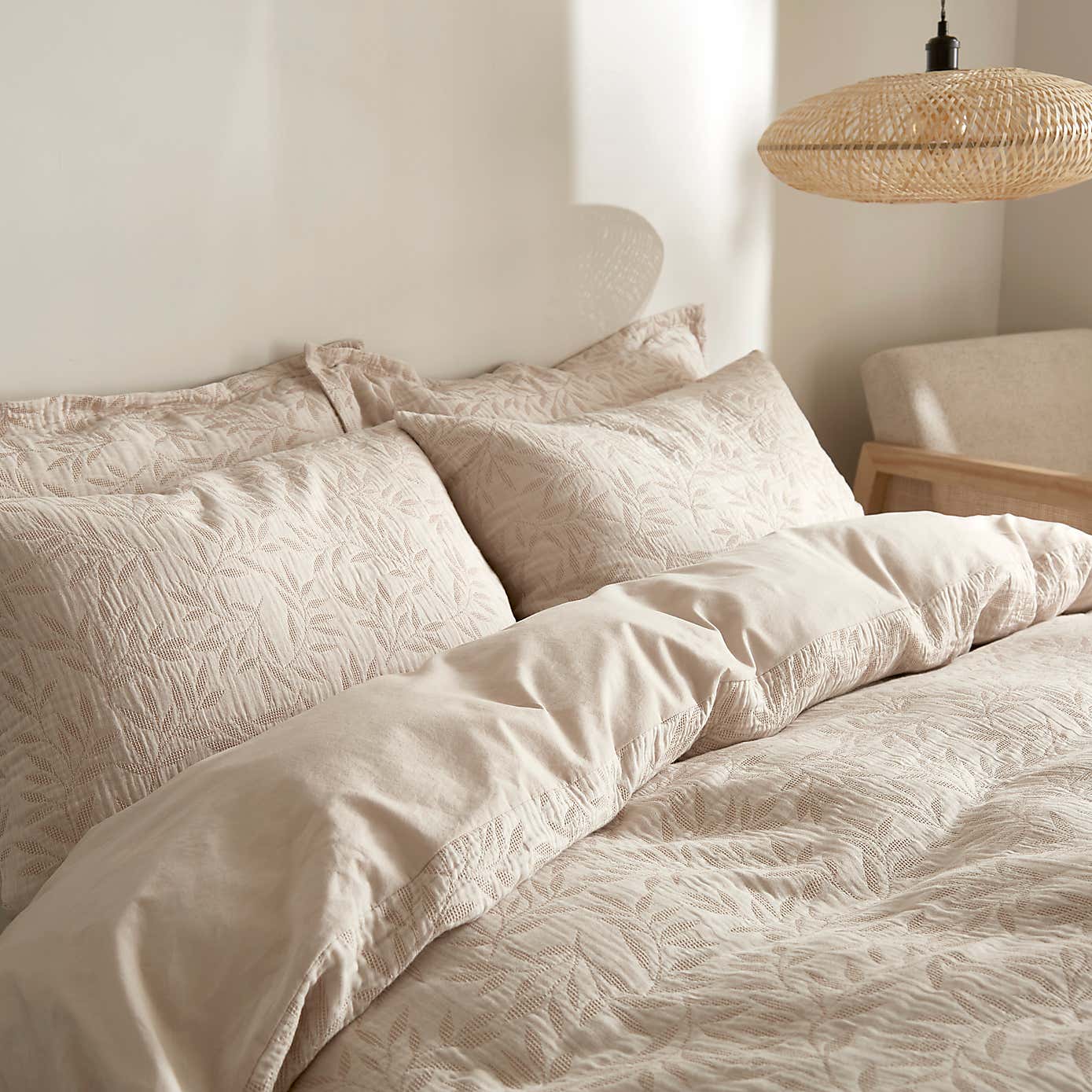 Kingham Leaves Cream Duvet Cover and Pillowcase Set