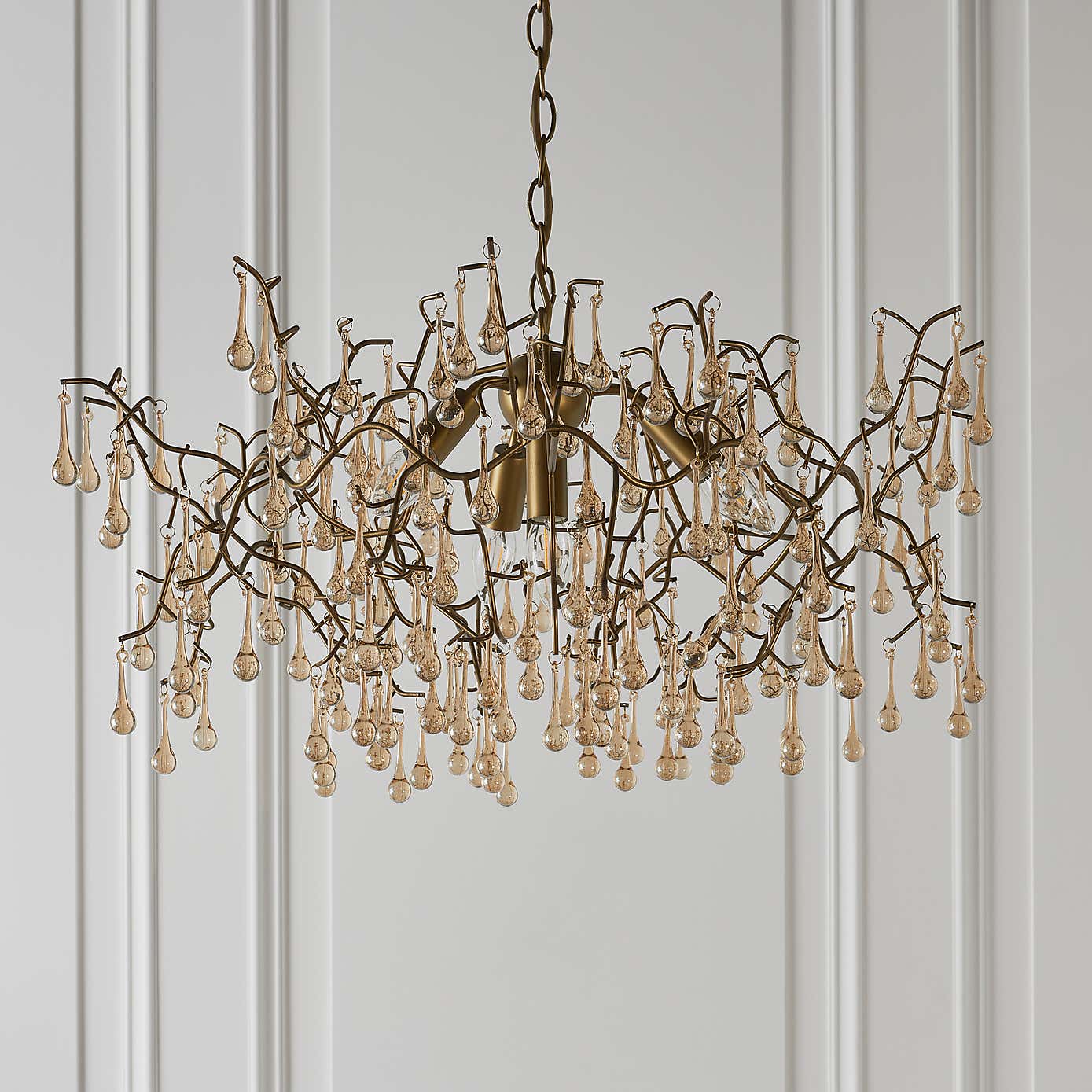 Vogue Wisteria 4 Light Pendant Light