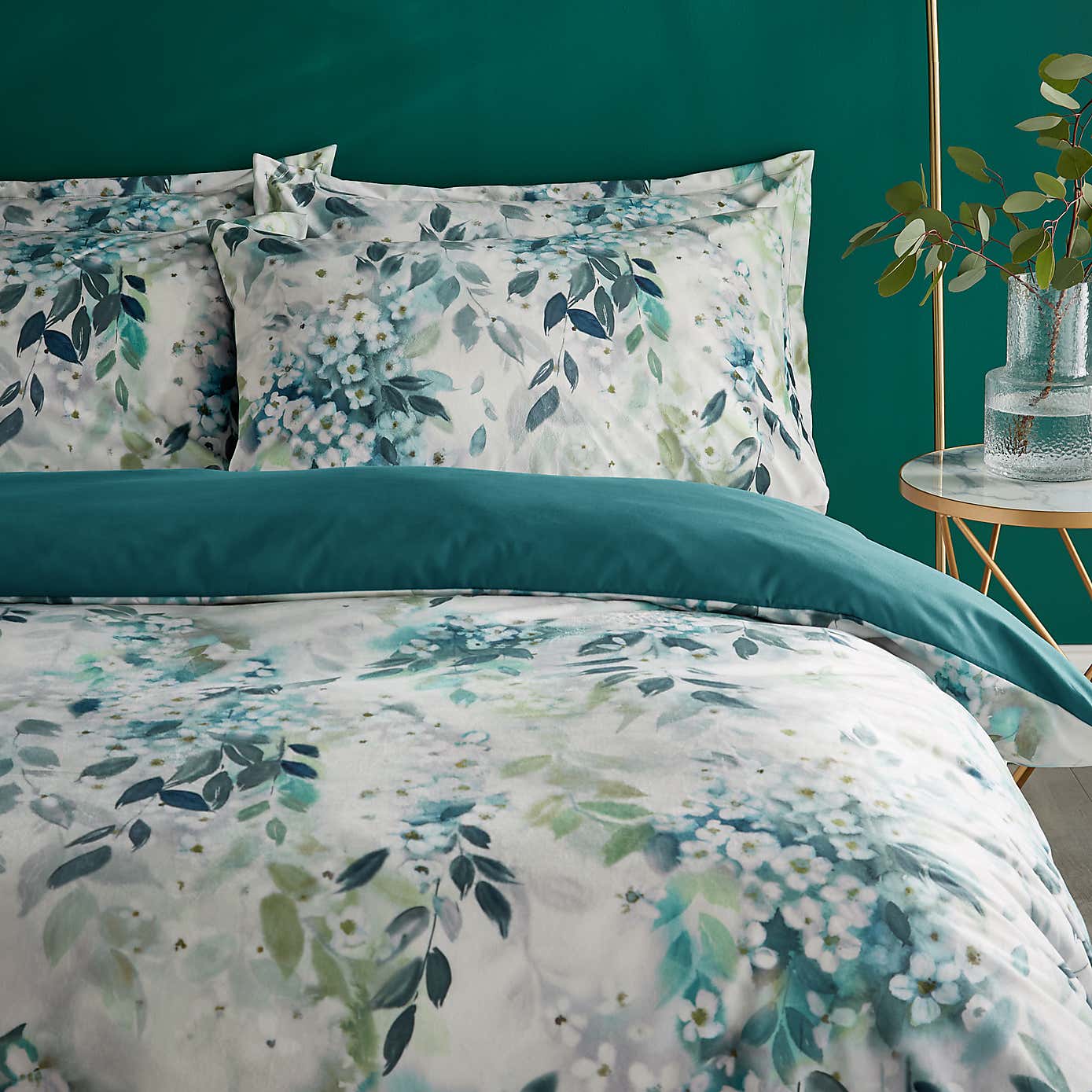 Flo Trailing Leaf Teal Duvet Cover and Pillowcase Set