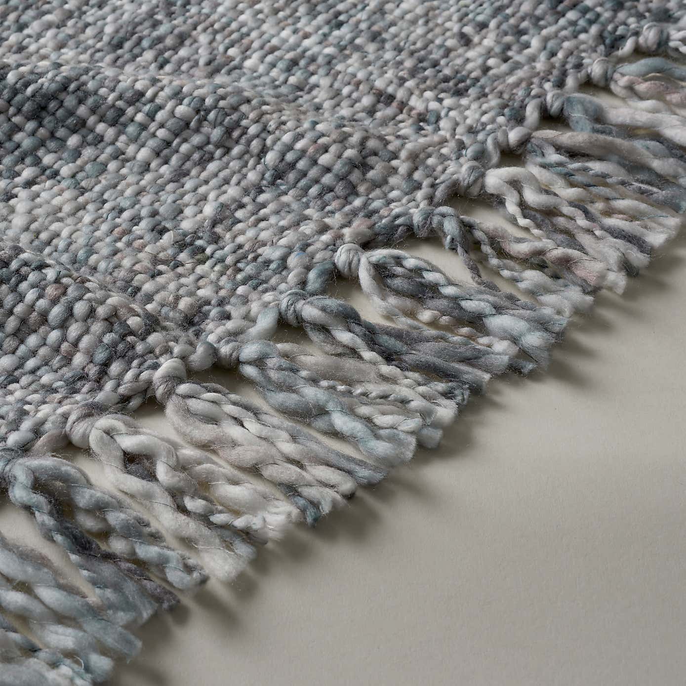 Camden 130x180cm Throw