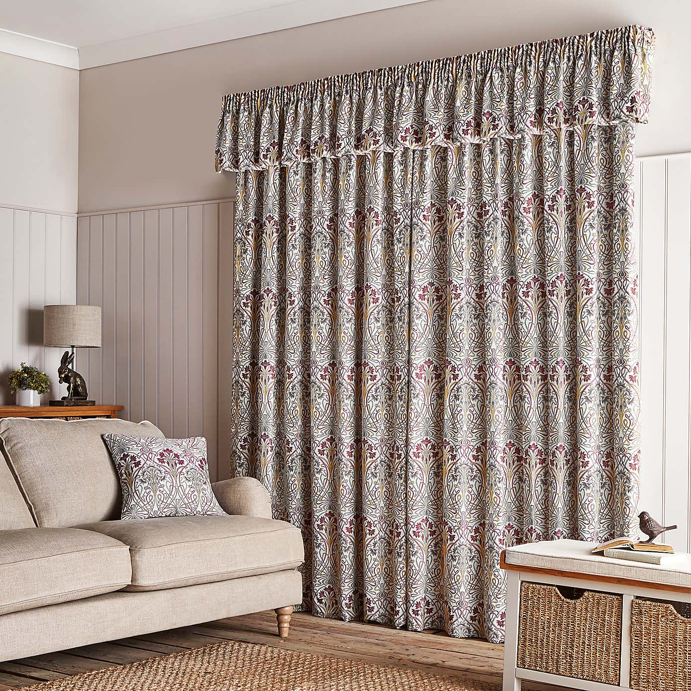 Lucetta Mauve Pelmet