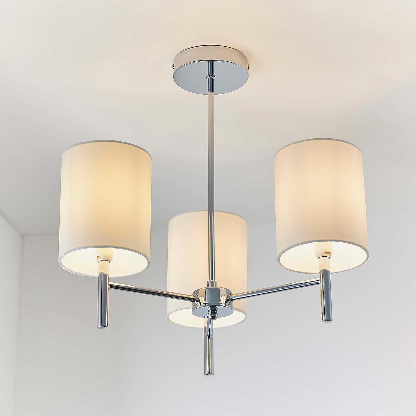 Vogue Dewey 3 Light Flush Ceiling Fitting