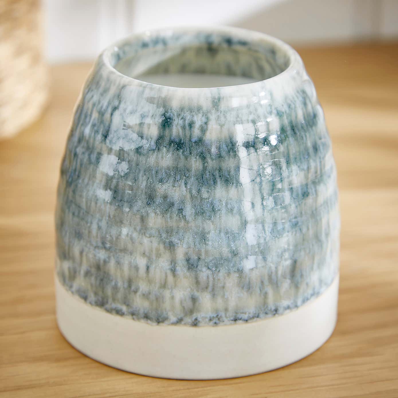 Churchgate Oud and Bergamot Candle