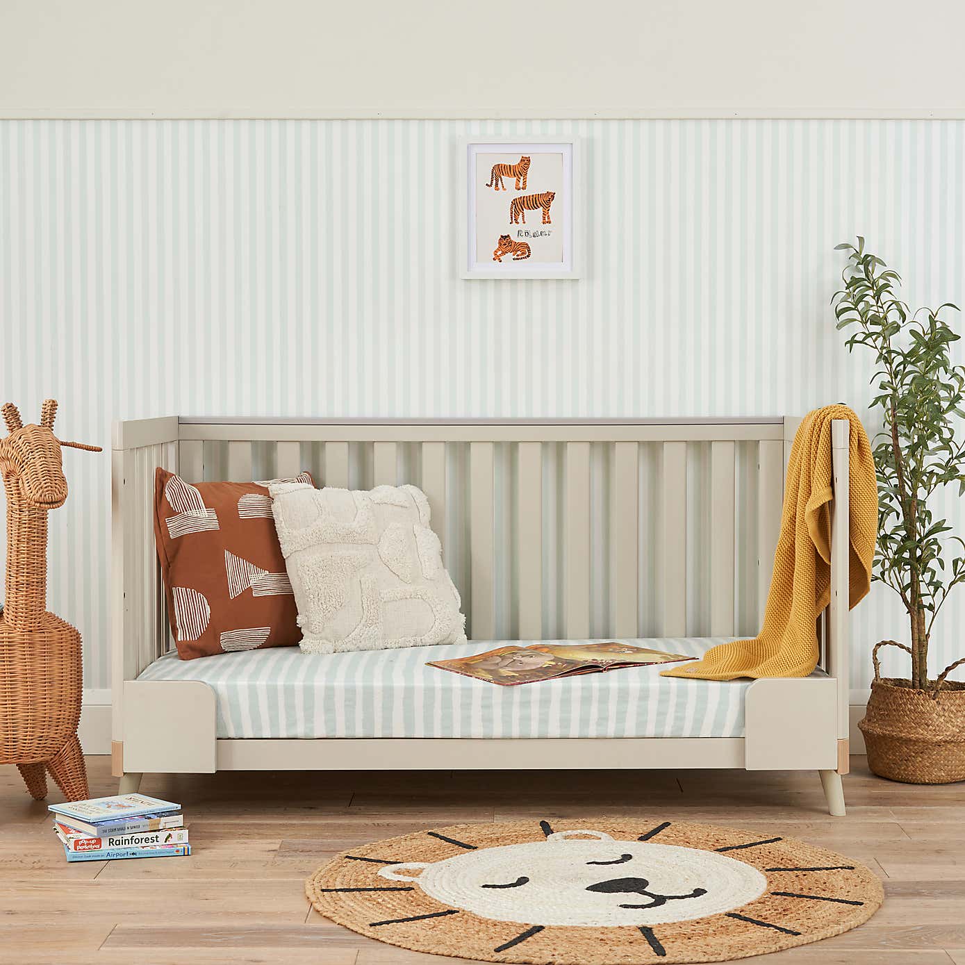 Tutti Bambini Hygge 2 Piece Nursery Furniture Set