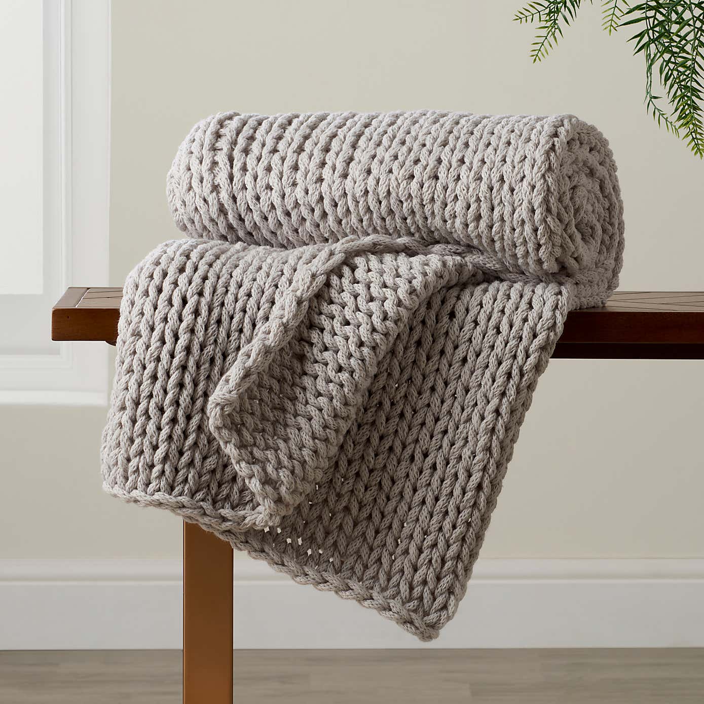 Chunky Knit Recycled Throw 130cm x 170cm
