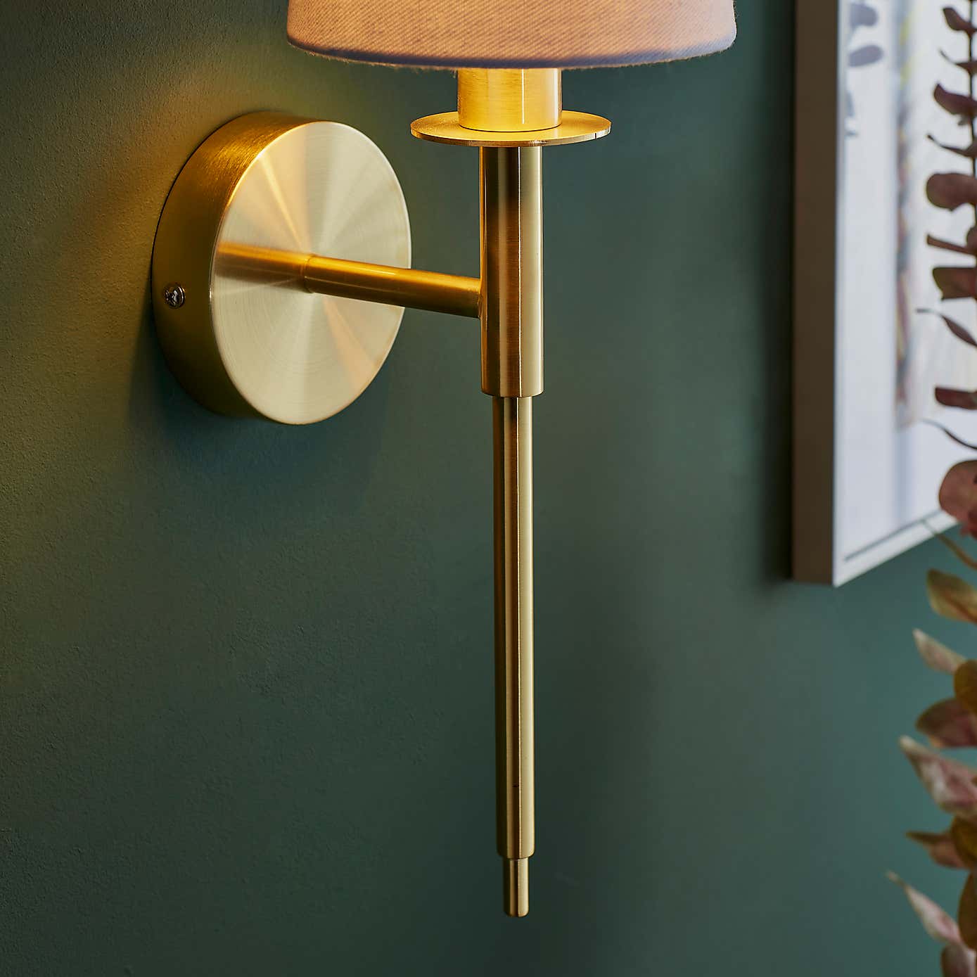 Vogue Callan Wall Light
