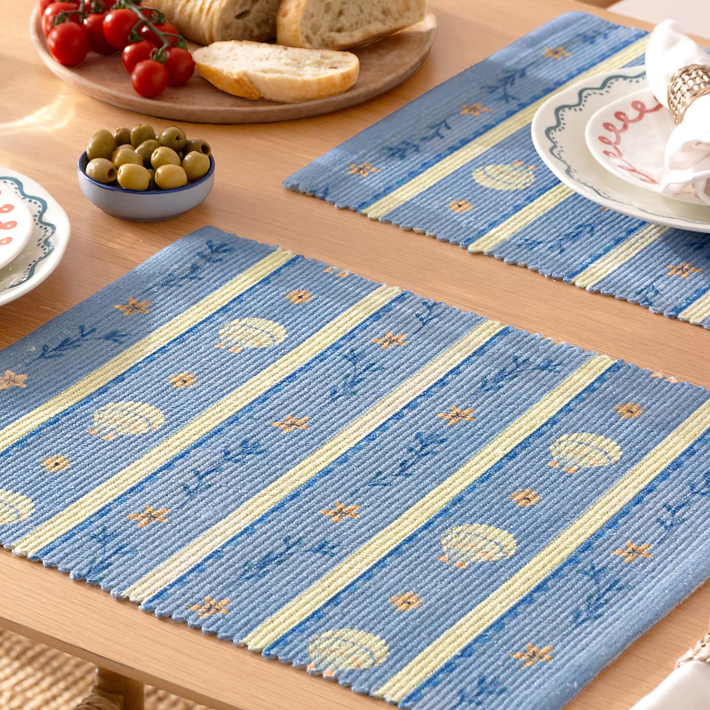 Furn Set of 4 Sea Shells Placemats