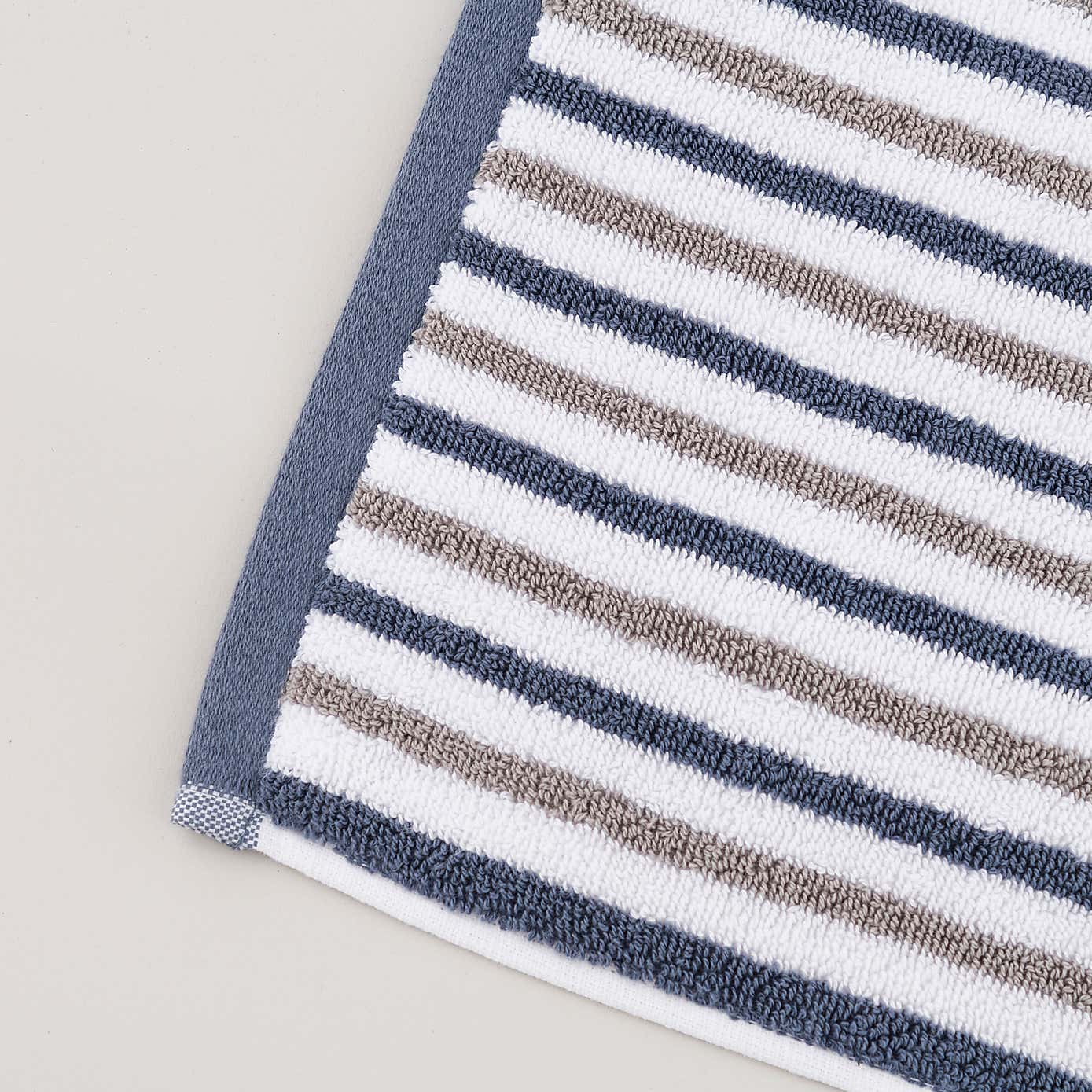Reversible Stripe Bathmat
