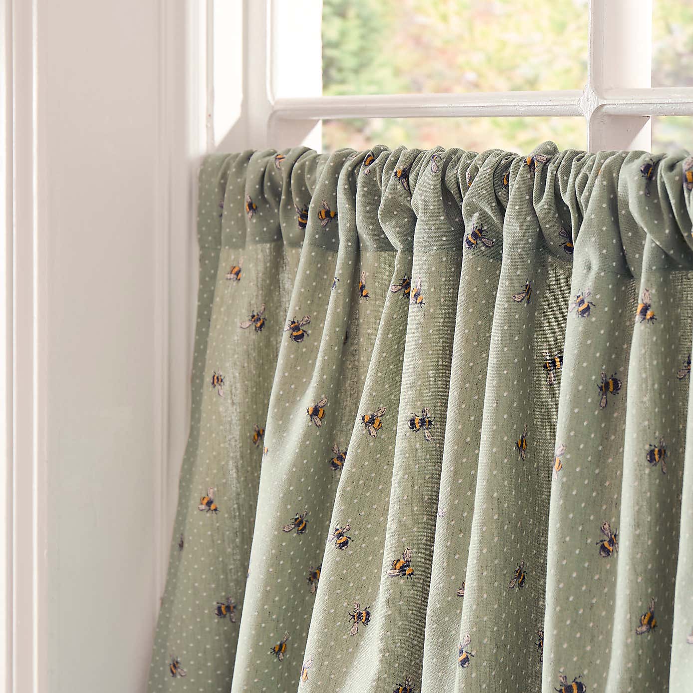 Bees Café Style Unlined Slot Top Single Curtain