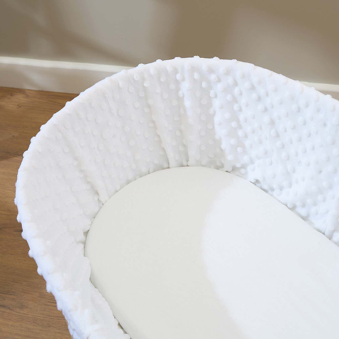 Clair de Lune Palm Moses Basket Mattress Protector