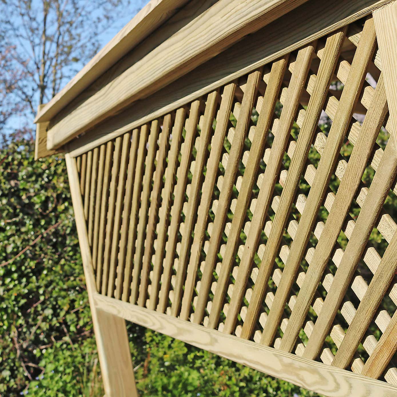 Stirling Picnic Table Arbour