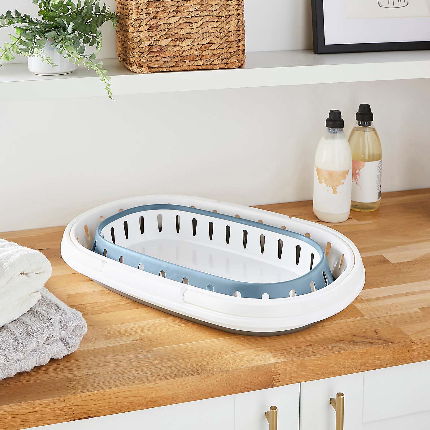 Collapsible Laundry Basket with Handles