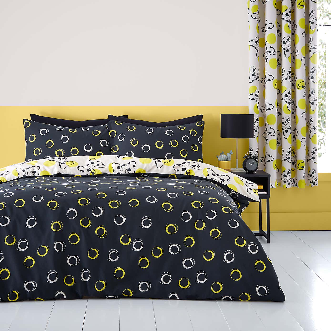 Minnie Yellow Duvet Cover and Pillowcase Set