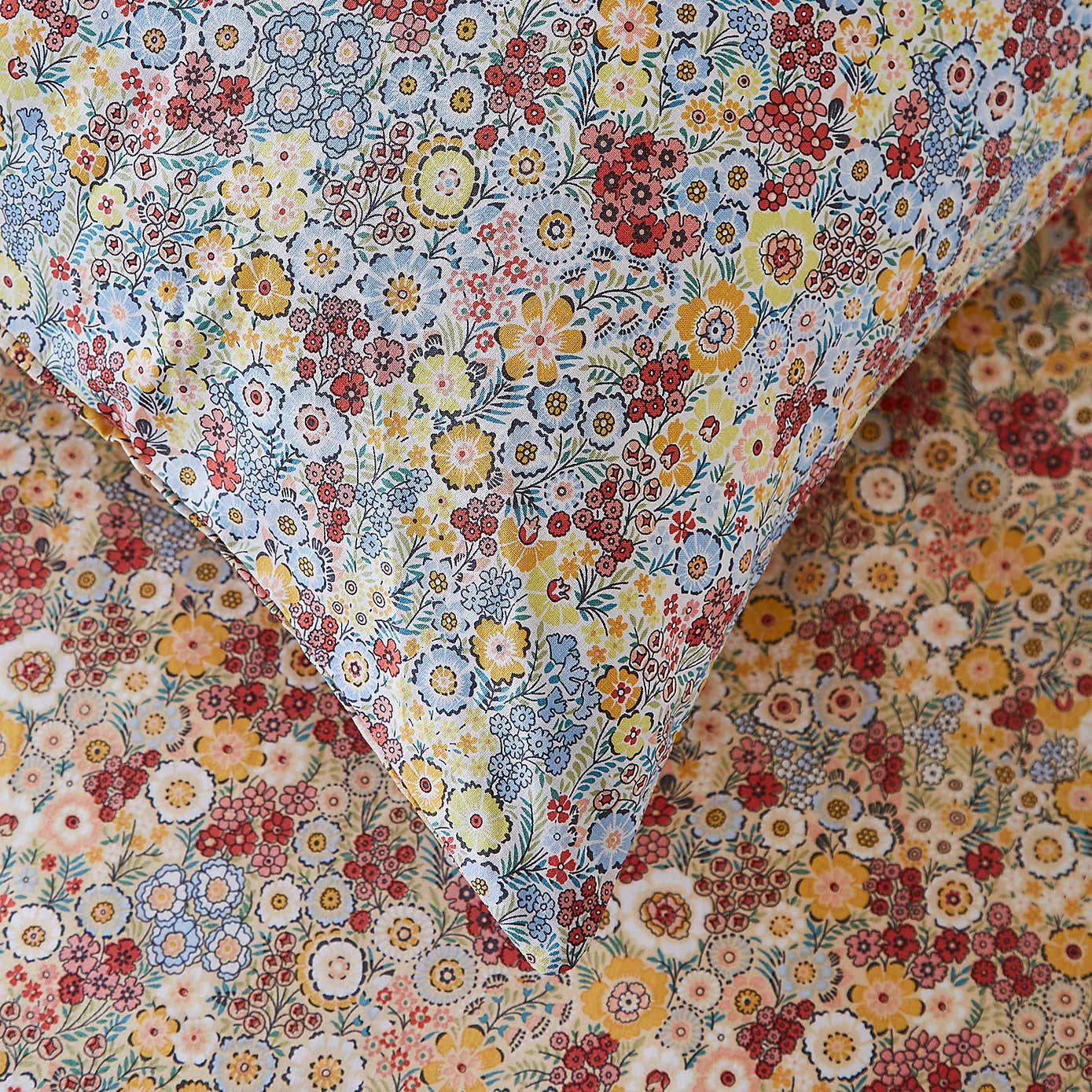 Hannah Retro Ditsy Oxford Pillowcase