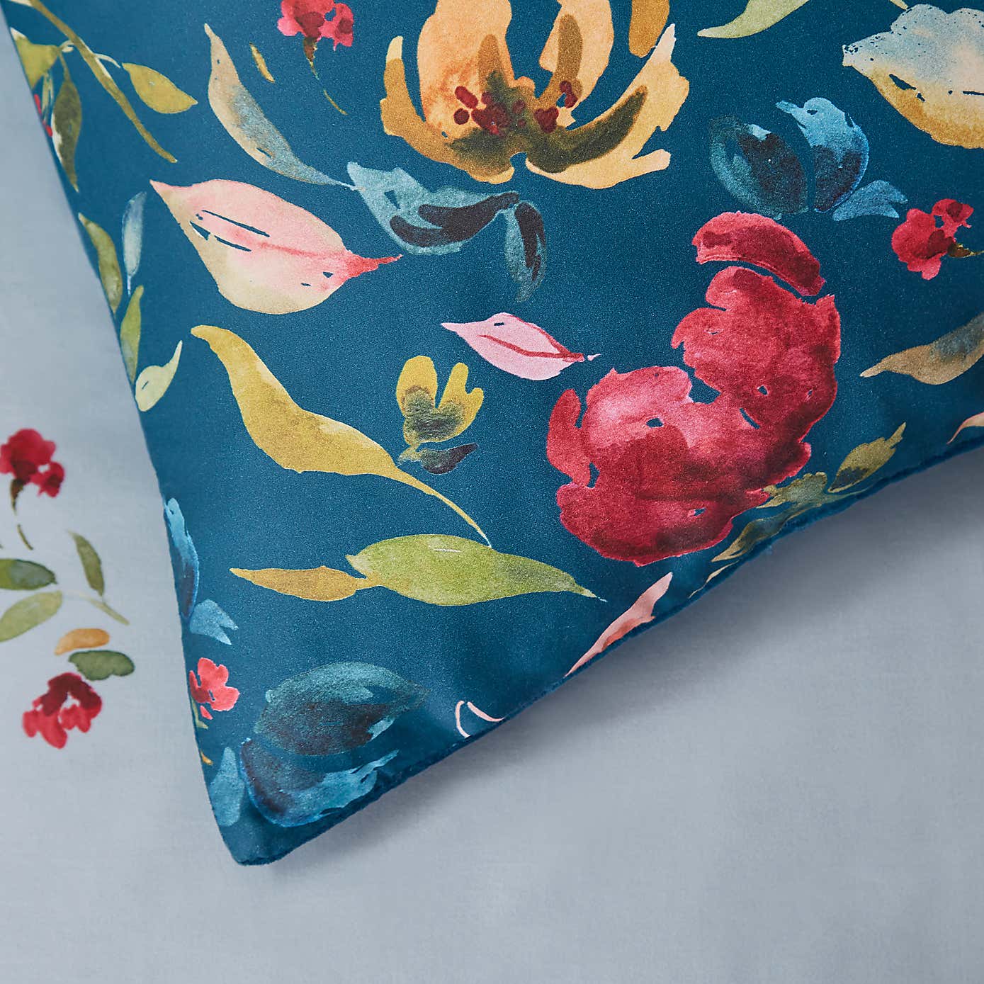 Dorma Modern Romance Vintage Blue Pillowsham