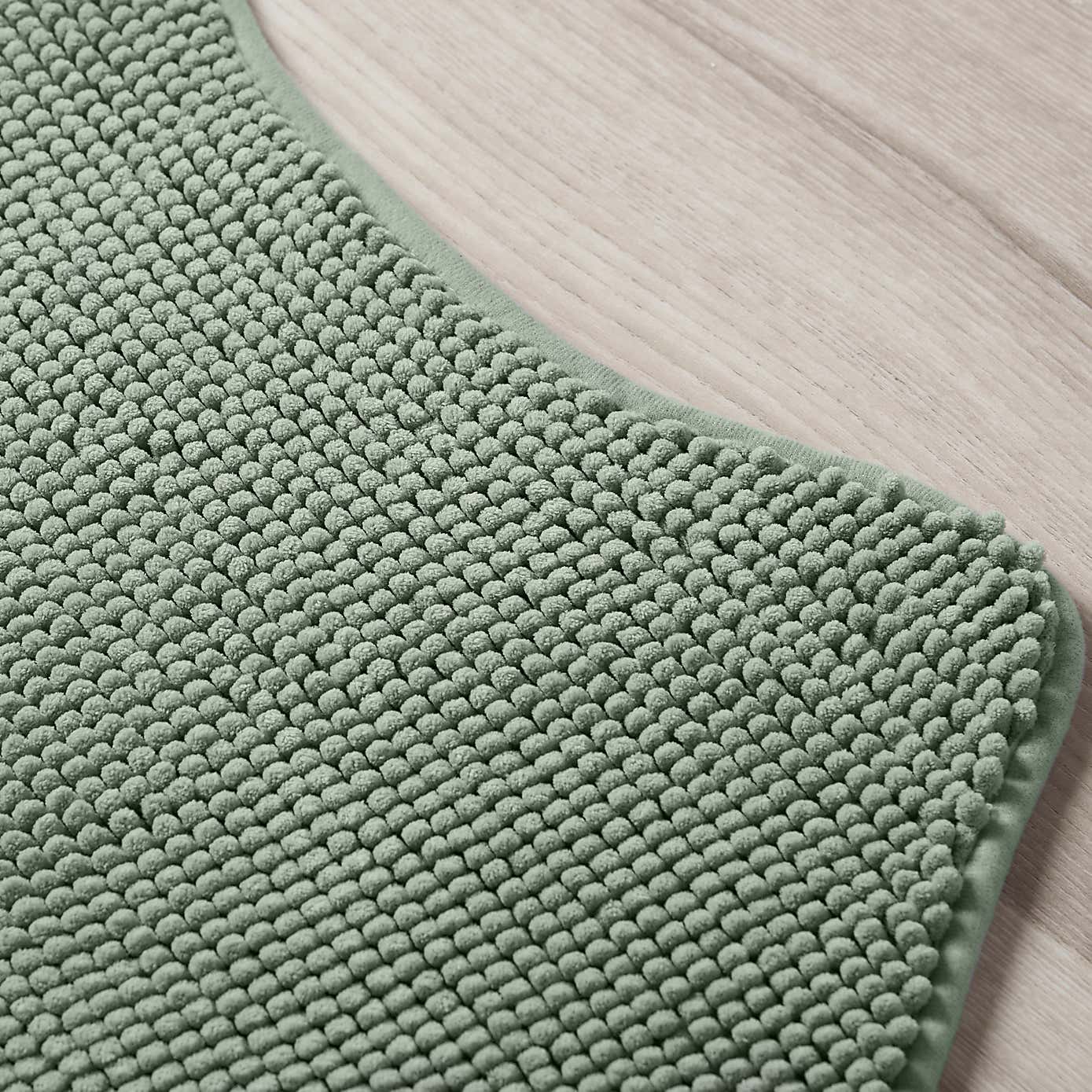 Mini Bobble Oval Bath Mat