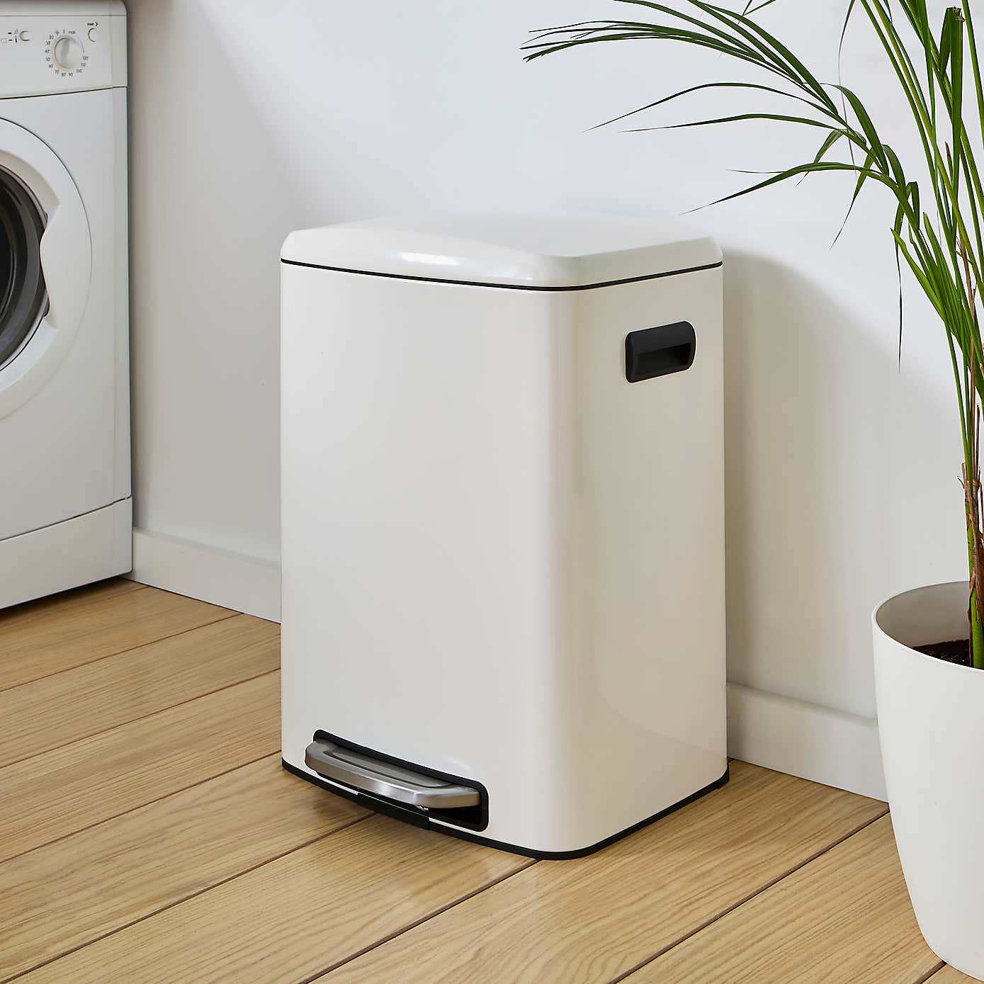 Retro Shape 50L Pedal Bin