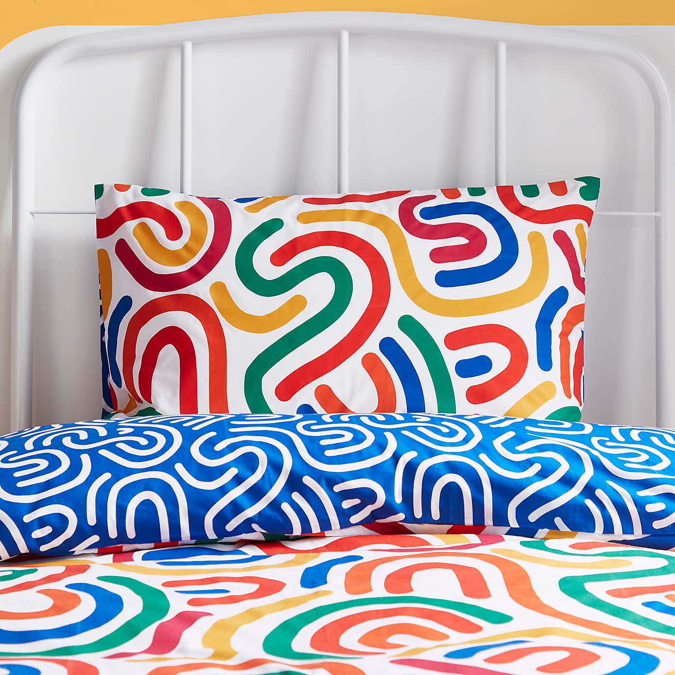 Bright Abstract Duvet Cover and Pillowcase Set