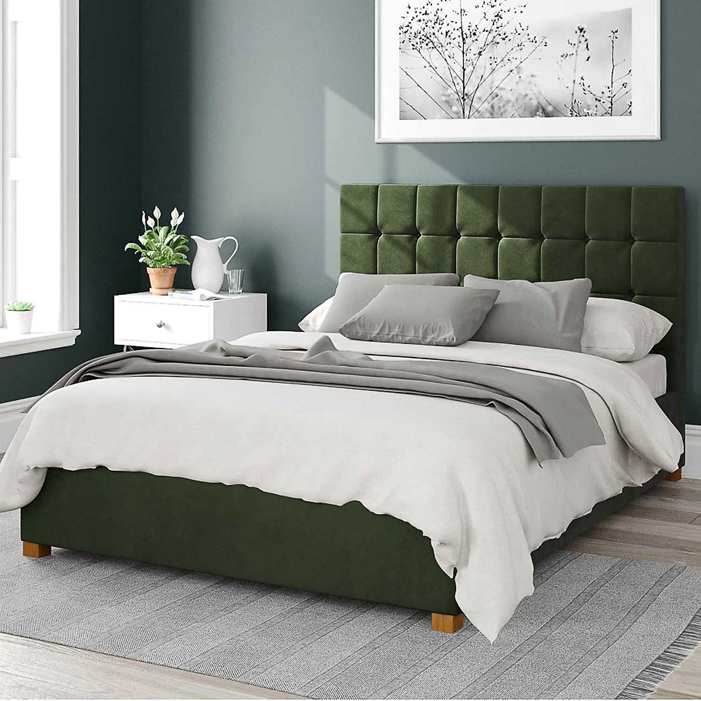 Sinatra Plush Velvet Ottoman Bed