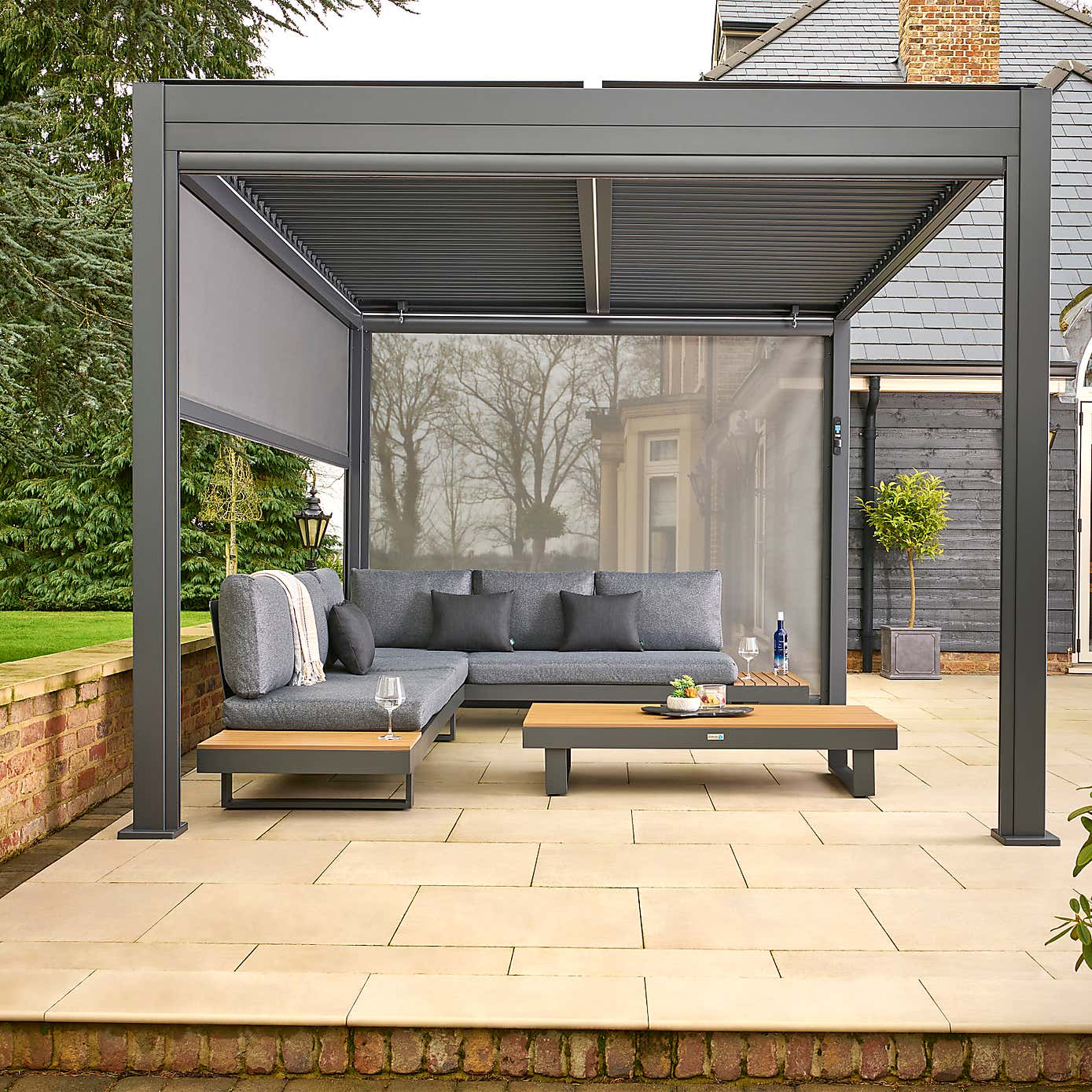 Easton Large Outdoor Corner Set With Sun Recliner