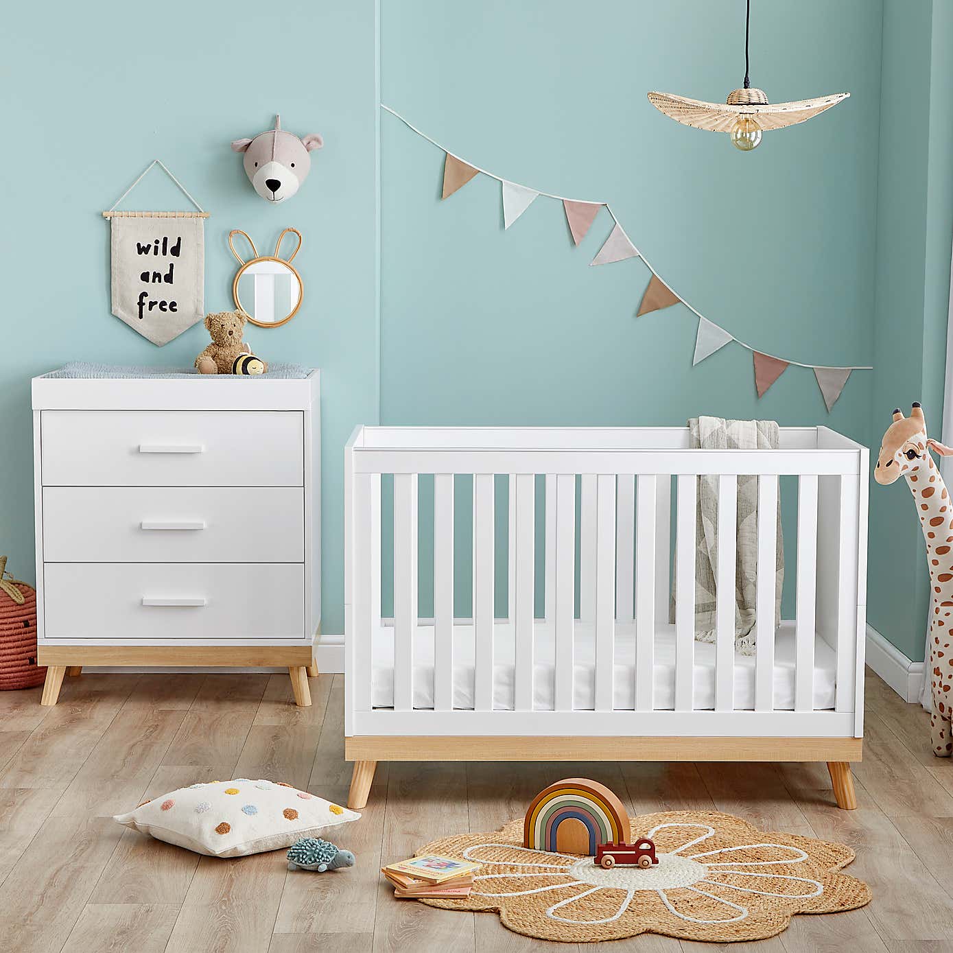 Mona Mini 2 Piece Nursery Room Set, White