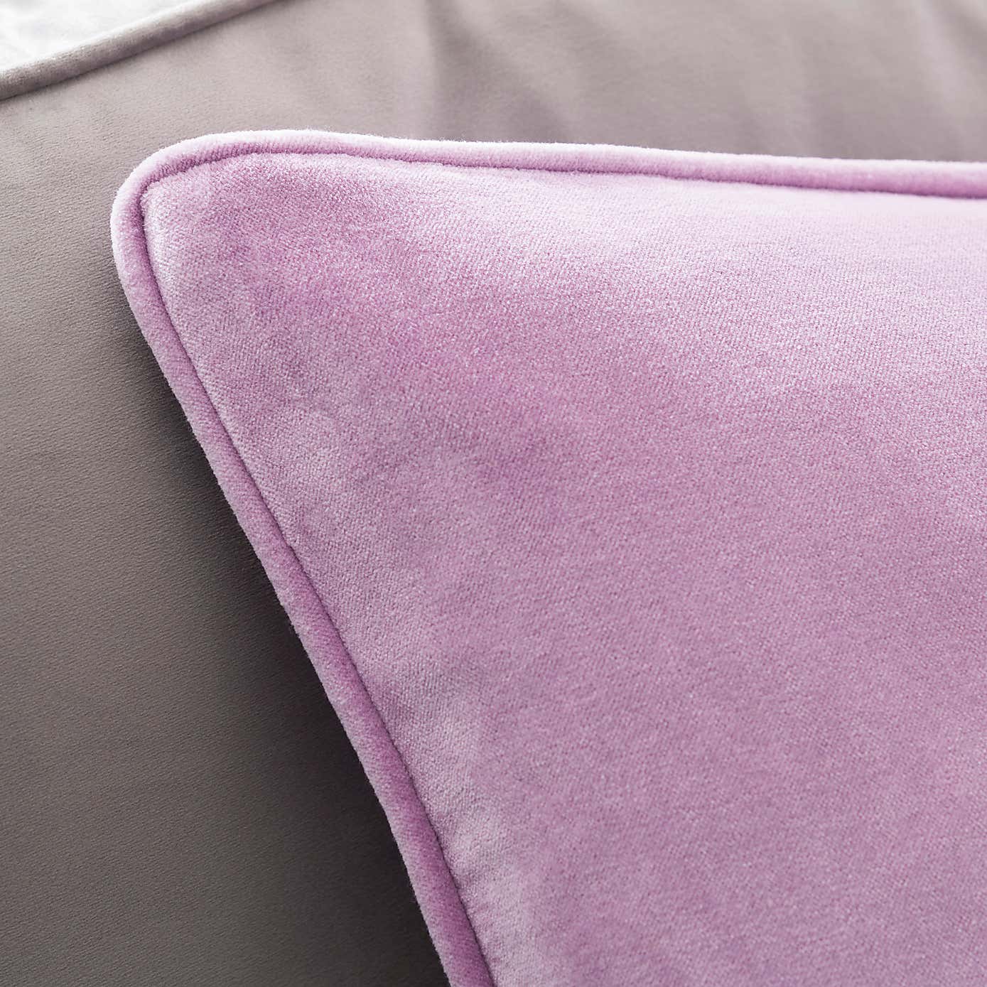 Clara Cotton Velvet Cushion