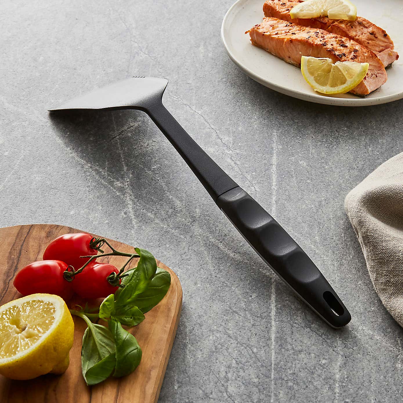 Professional Nylon Solid Turner