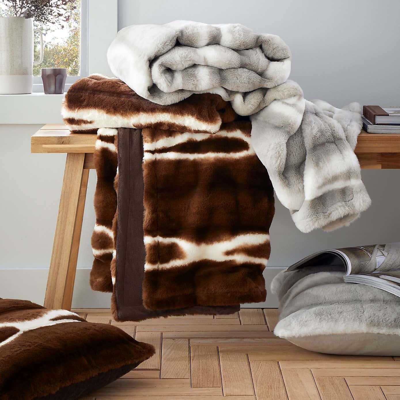 Flint Faux Fur Throw 130cm x 170cm