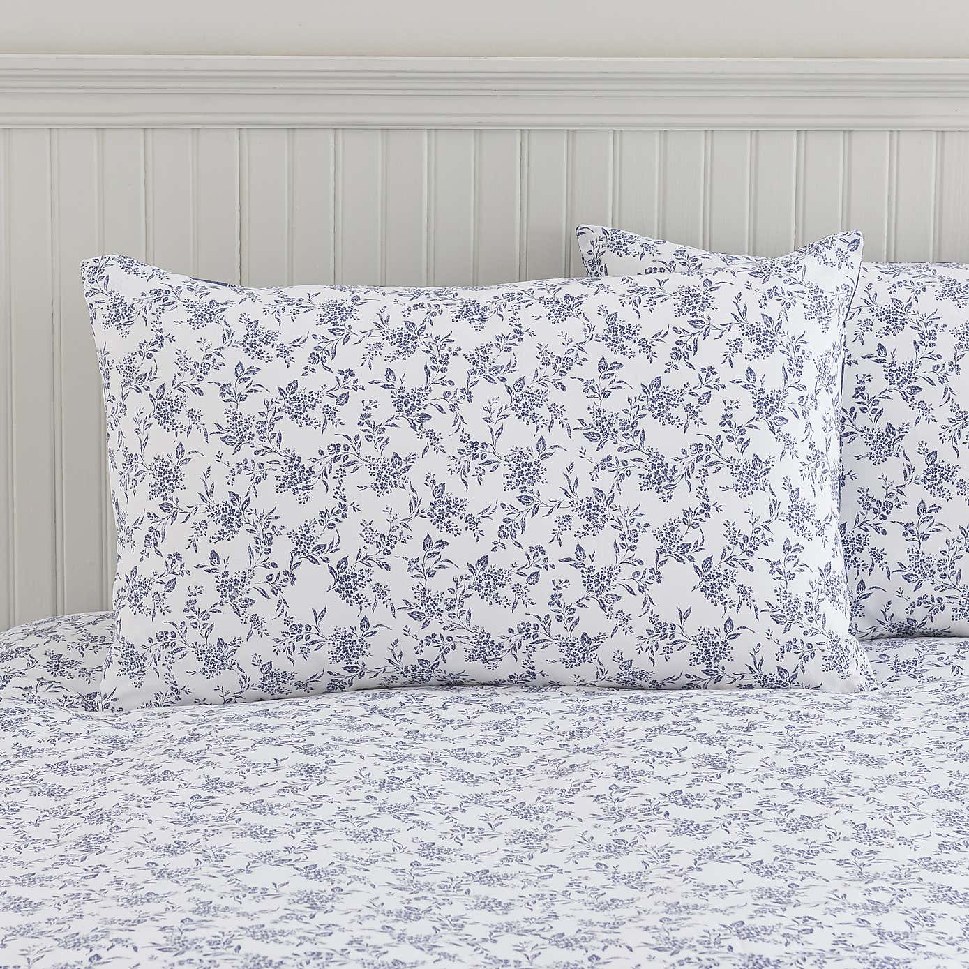 Bexley Floral Sage Duvet Cover and Pillowcase Set