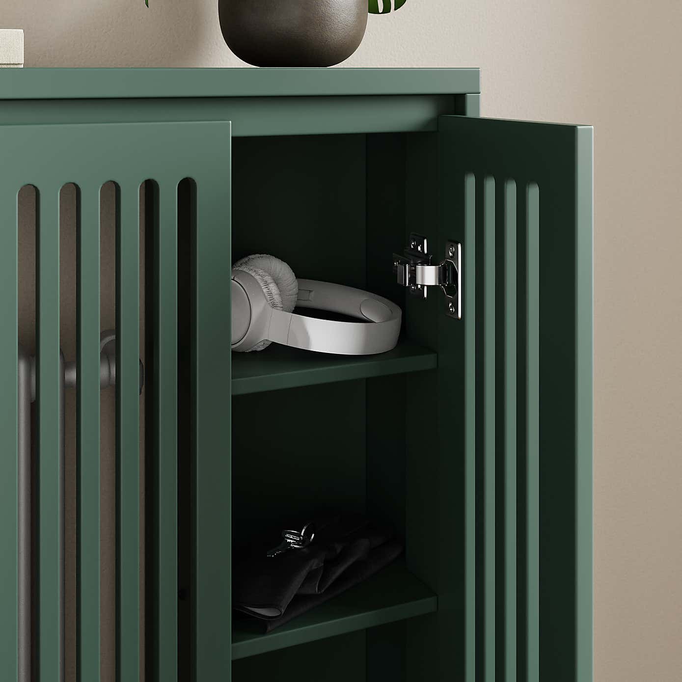 Mary Radiator Cover with Storage