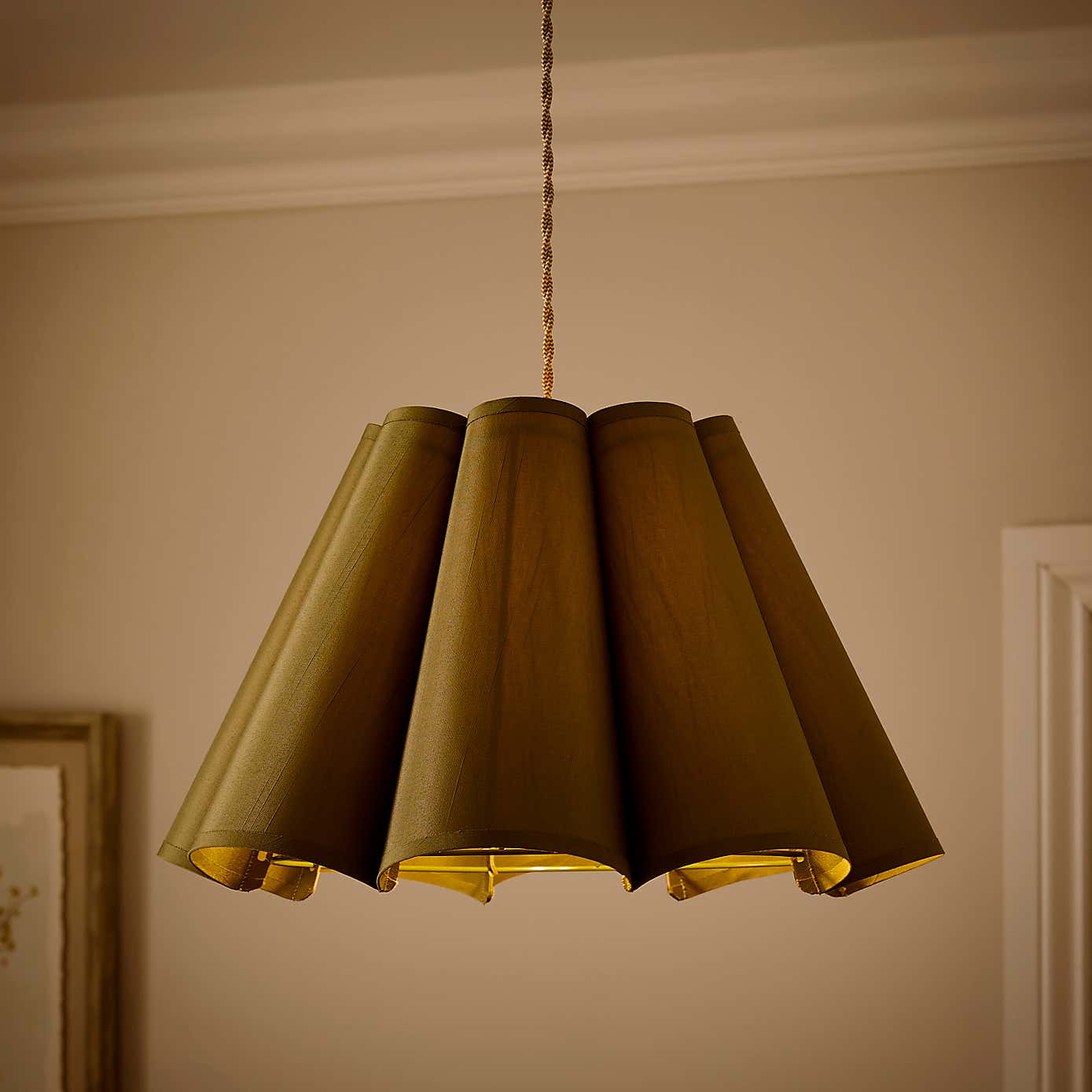 Petal Pleat Easy Fit Lamp Shade