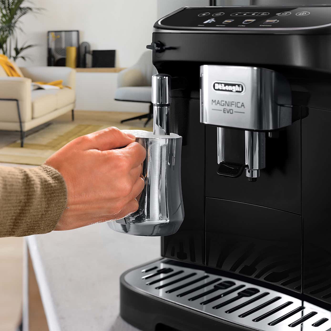 Delonghi Magnifica Evo Bean to Cup Automatic Coffee Machine