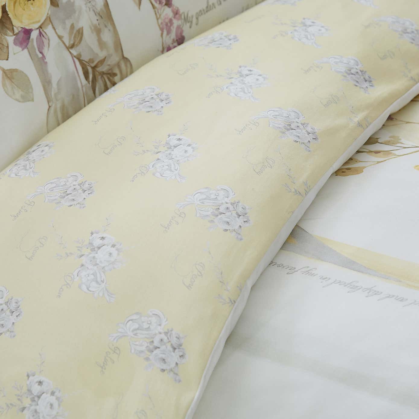 Dorma Hartington 100% Cotton Reversible Duvet Cover and Pillowcase Set