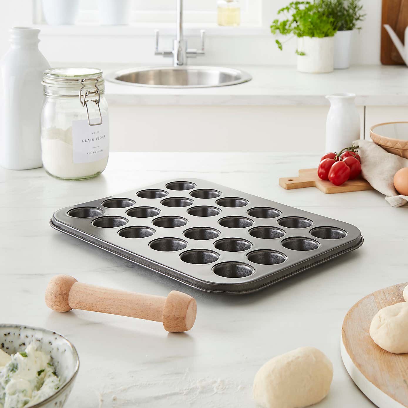 Gourmet Mini Bites Tin