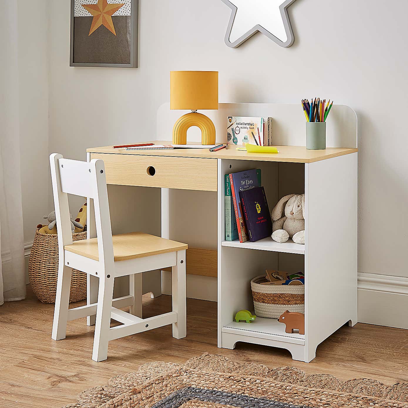 Kids Desk and Chair Set