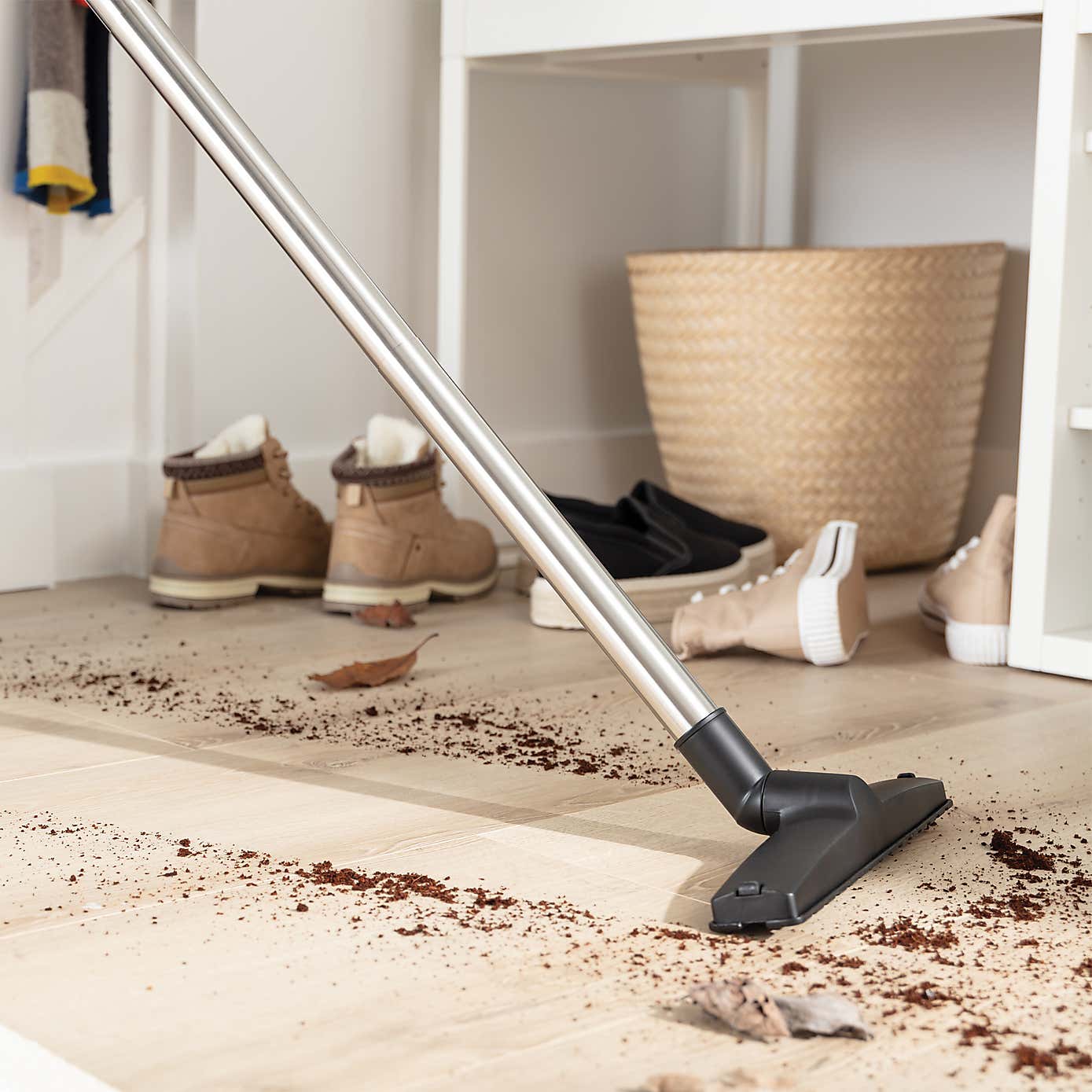 Ewbank 15L 1200W Wet And Dry Vacuum