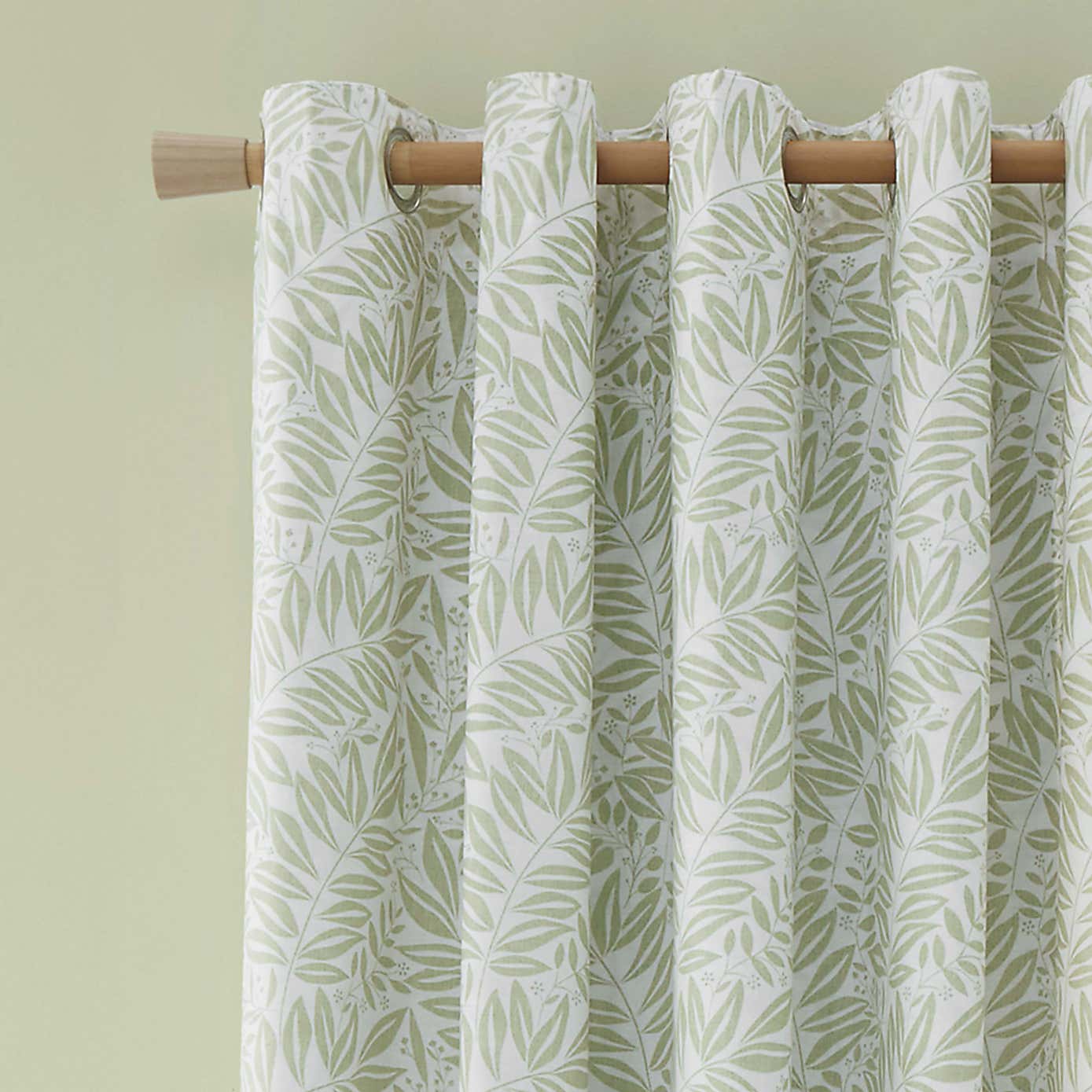Catherine Lansfield Sorrel Leaves Reversible Eyelet Curtains