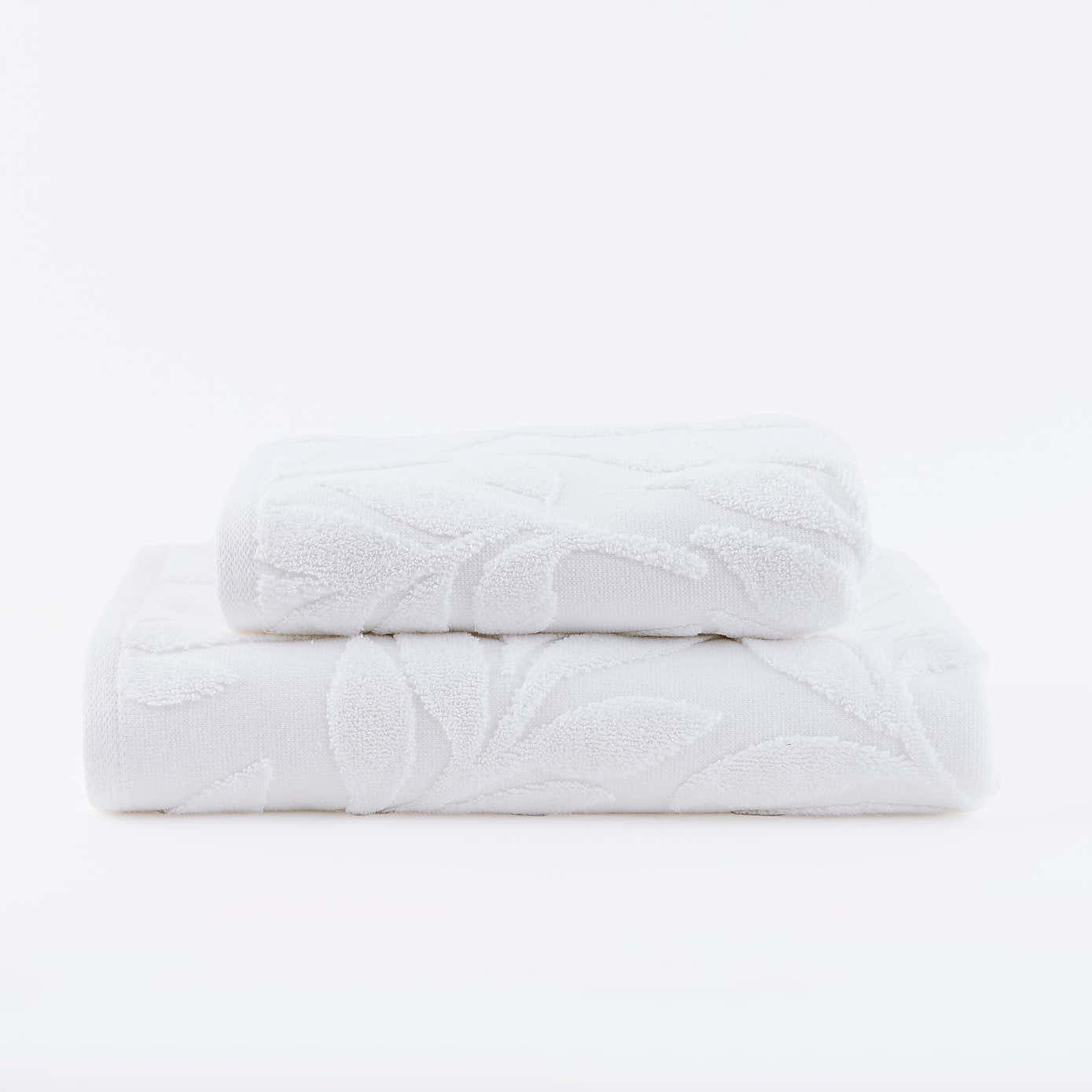 Woodland Leaf Sculptured Cotton Towel