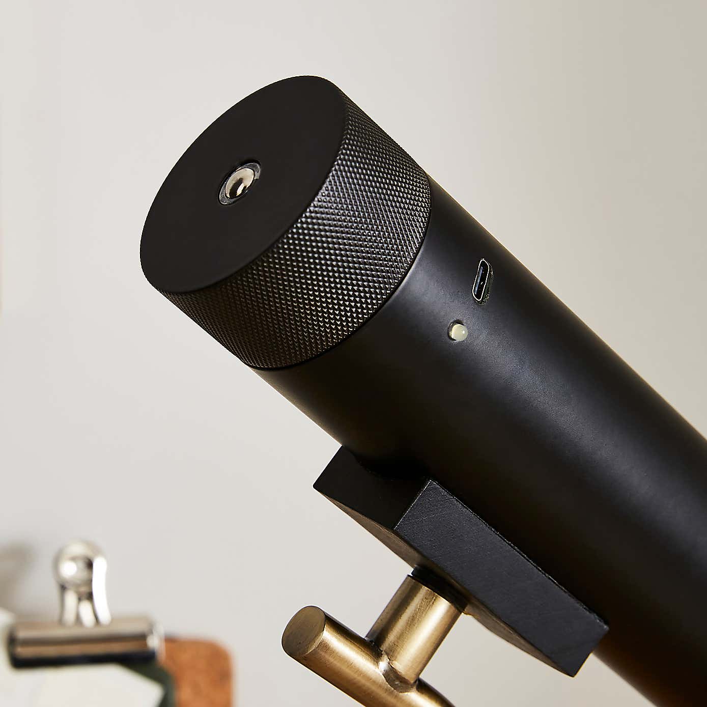 Leo Tubular Rechargeable Touch Dimmable Table Lamp