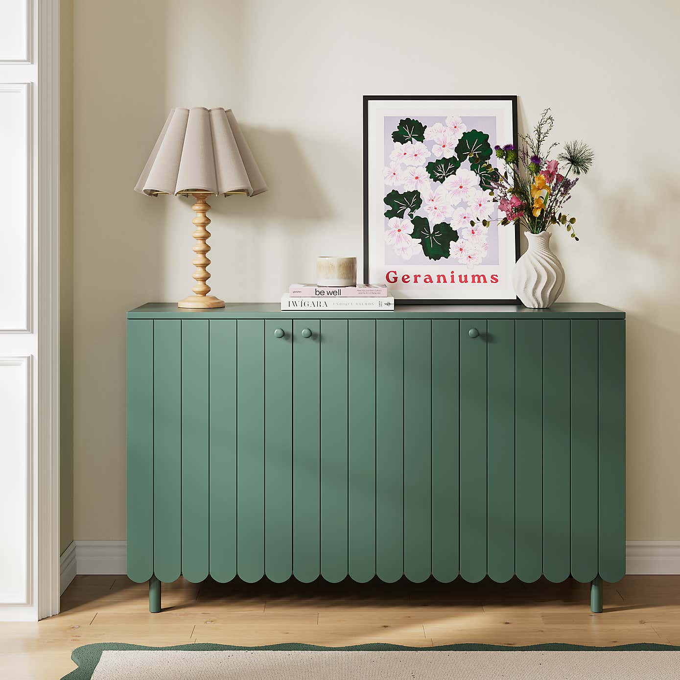 Scallop Wide Sideboard