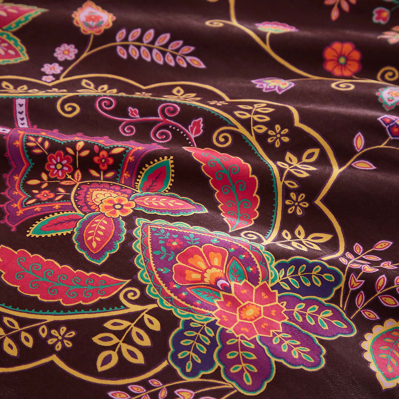 Indienne Paisley Brown Duvet Cover and Pillowcase Set