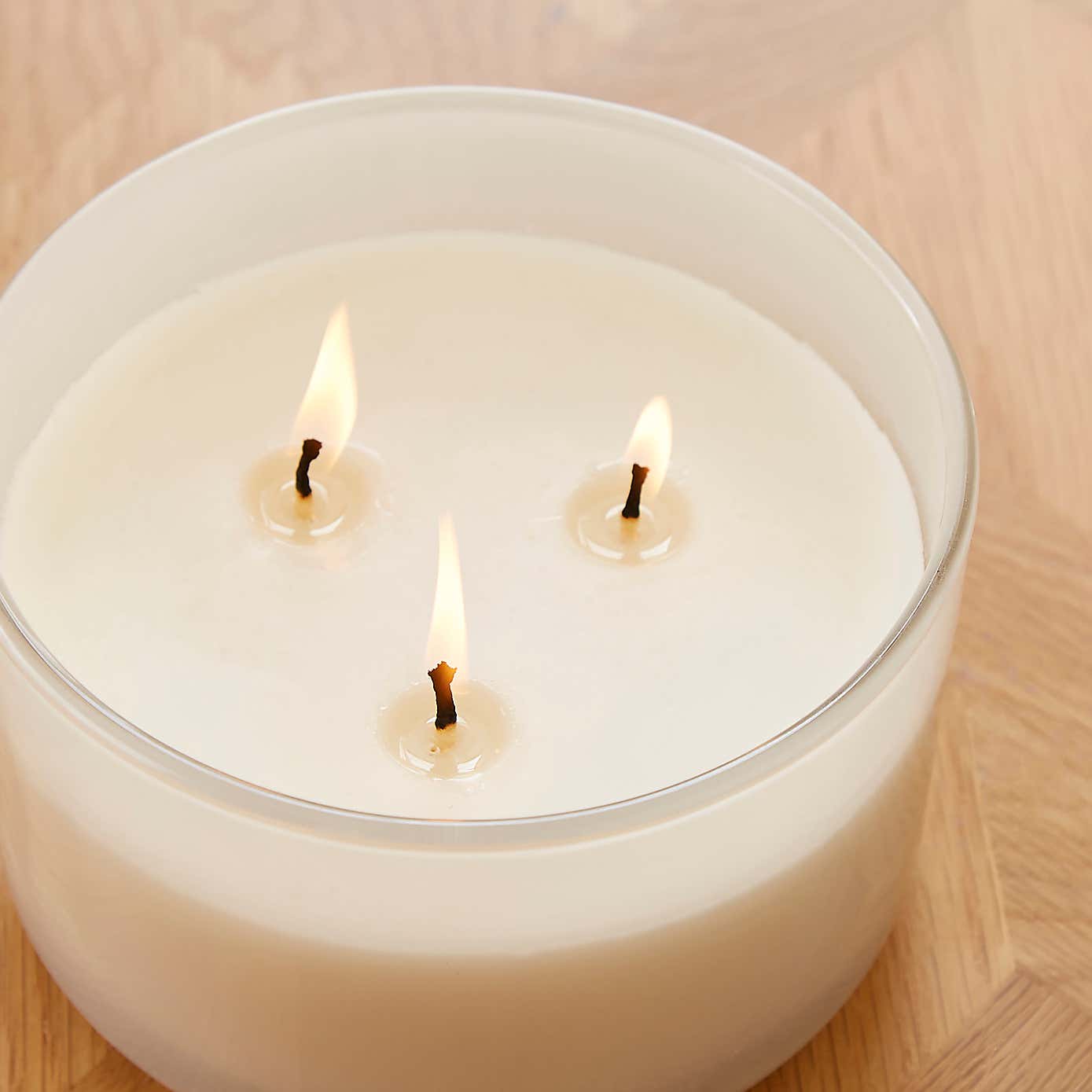 Vanilla and Sandalwood Multiwick Candle
