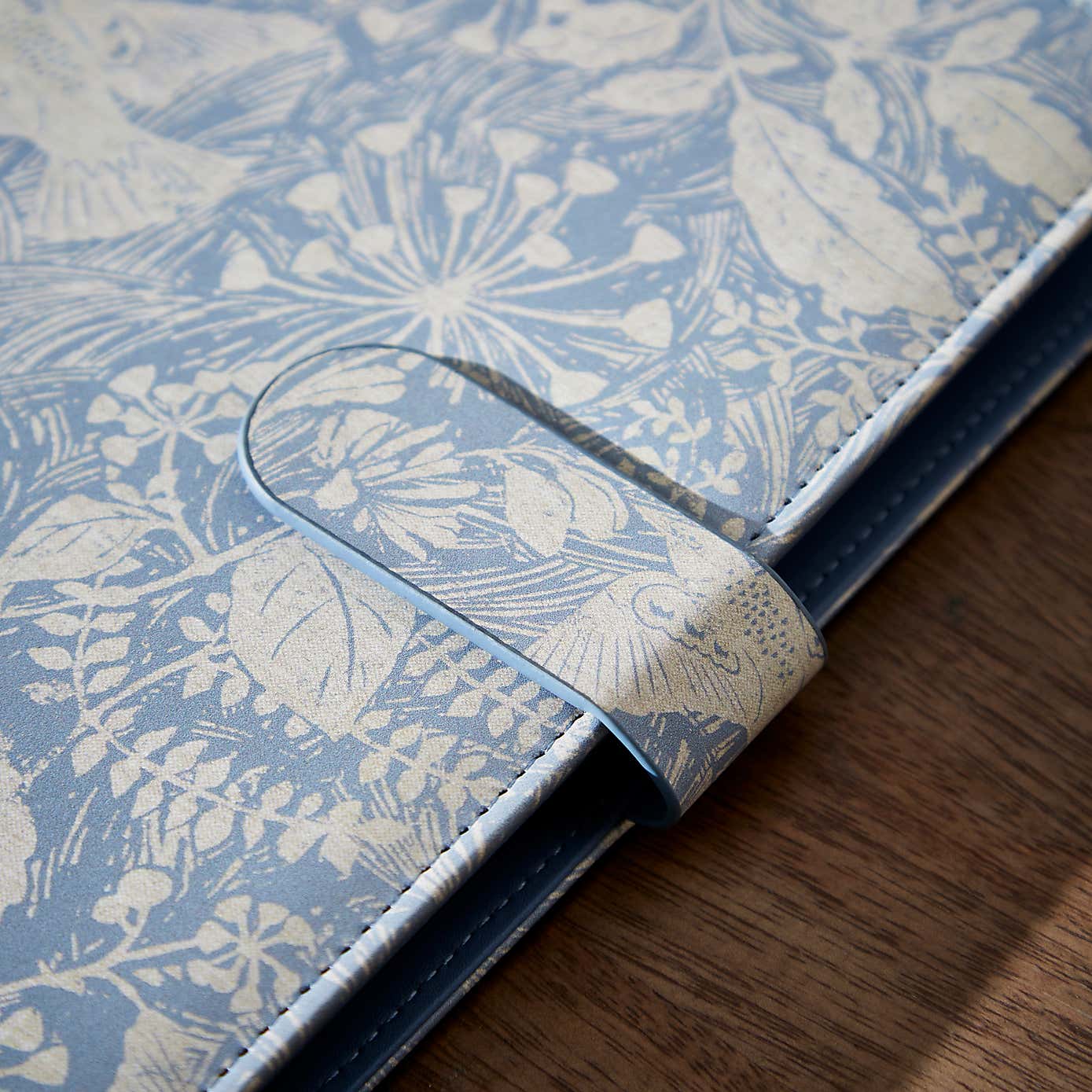 Meadow Starling A5 Recycled Refillable Notebook