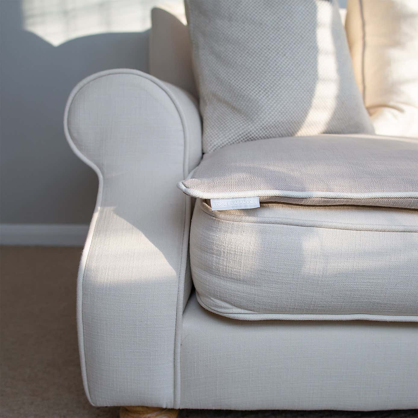 Lords and Labradors Savanna Pet Sofa Topper