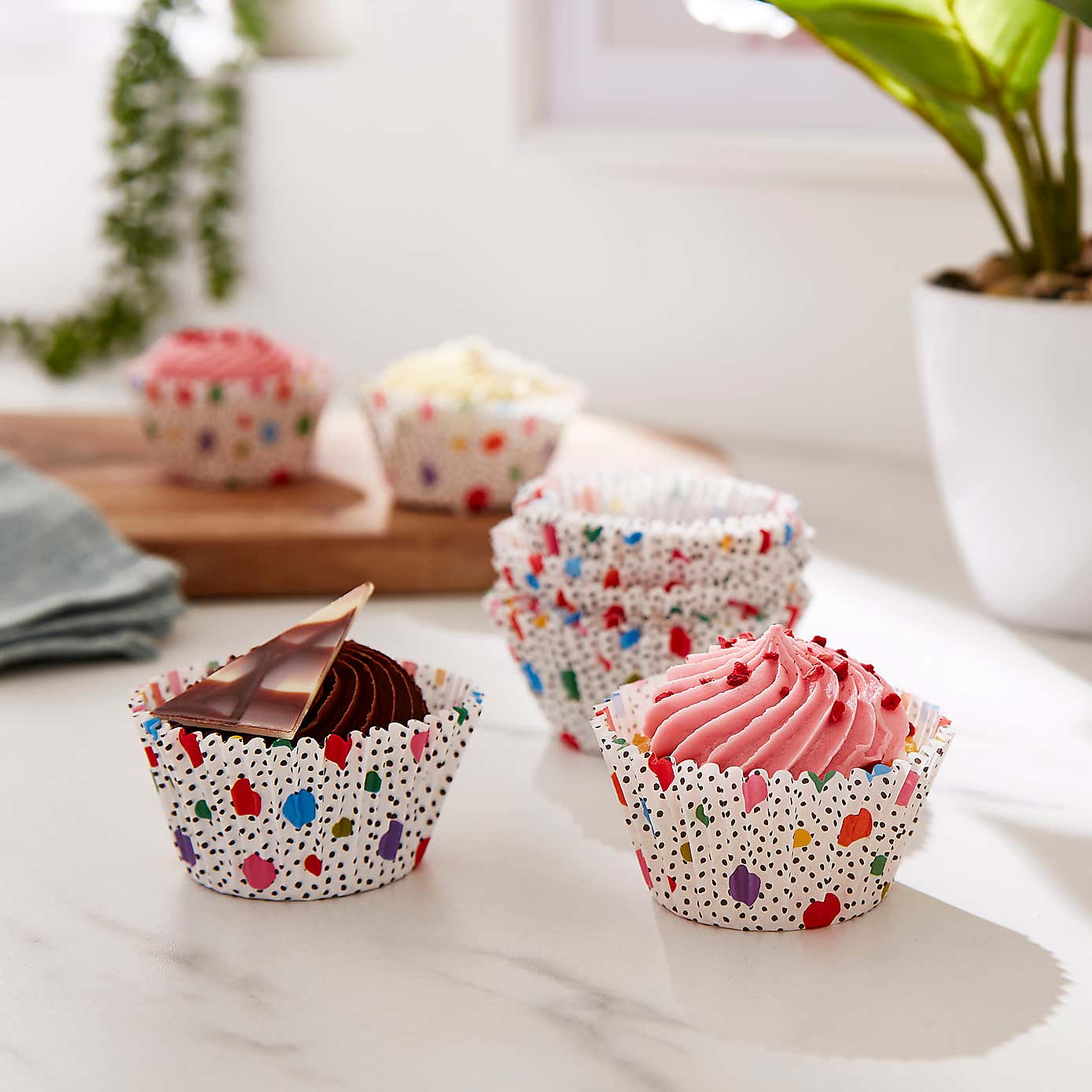 Set of 32 Cupcake Cases